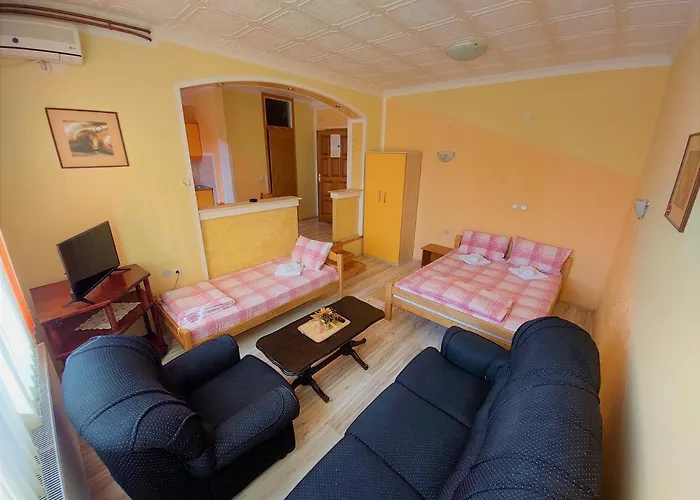 アパート Nikolic *